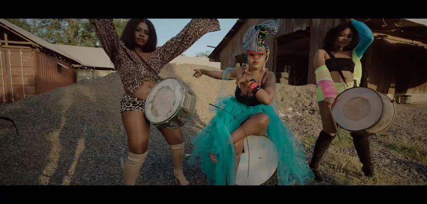 Video | Amber Lulu Ft Mr T Touch - Vunga | Mp4 Download